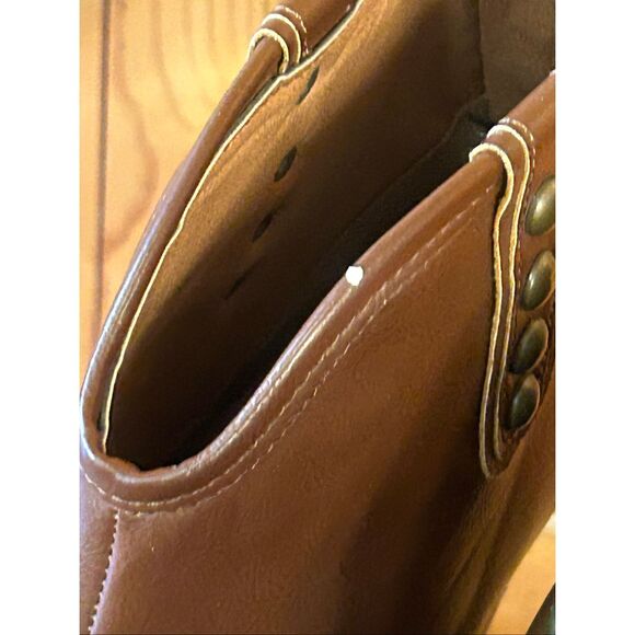Seven7 Seville Boots Brown Short Boot Button Detail Almond Toe Size 11 - Picture 8 of 9